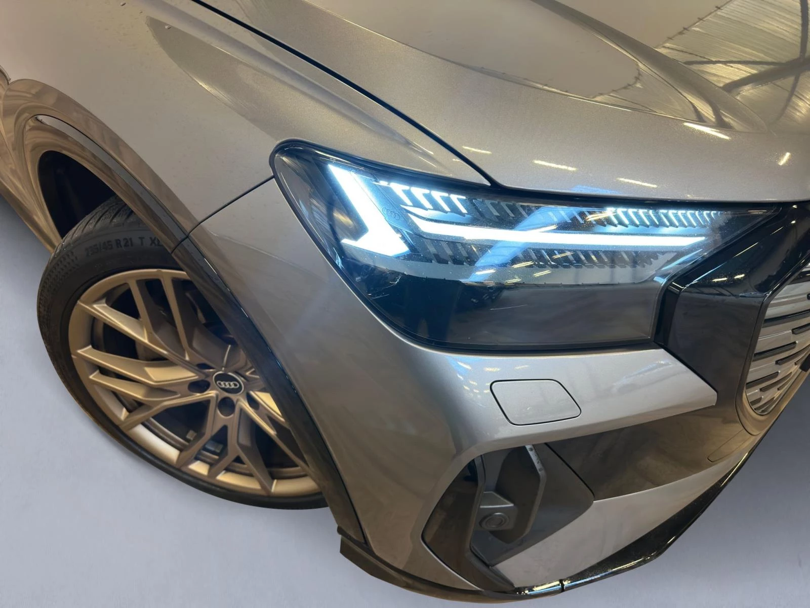 Hoofdafbeelding Audi Q4 e-tron