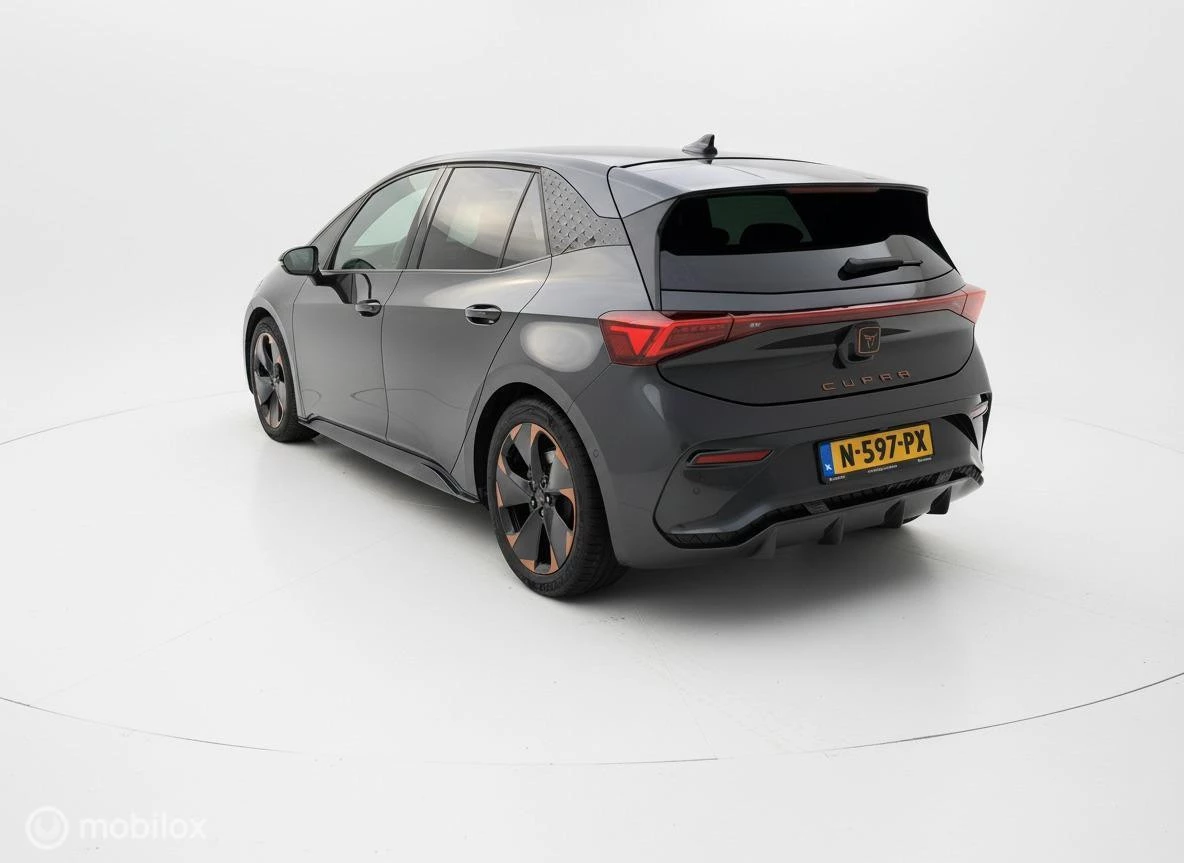 Hoofdafbeelding CUPRA Born