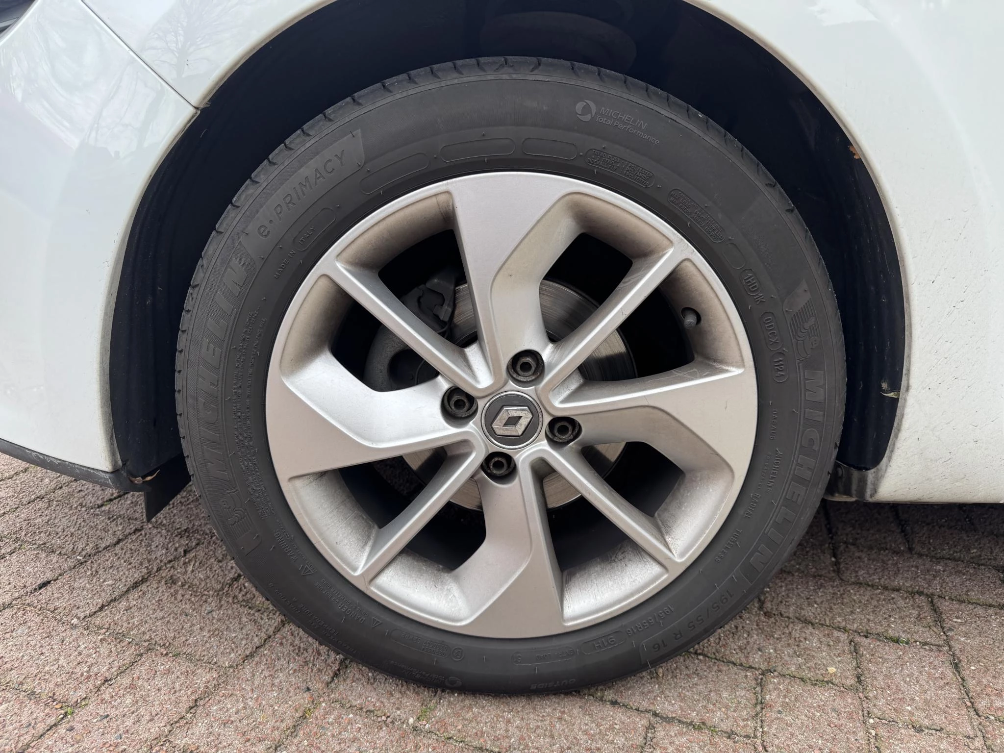 Hoofdafbeelding Renault Clio