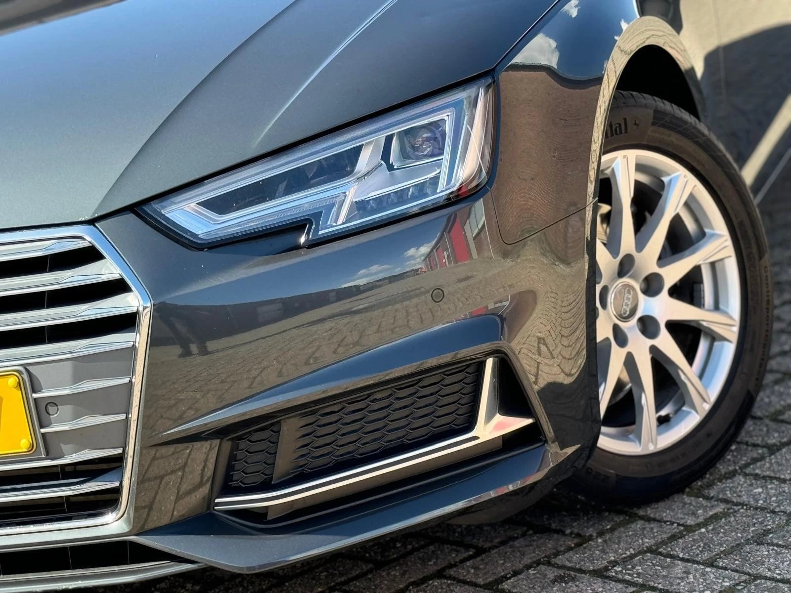 Hoofdafbeelding Audi A4