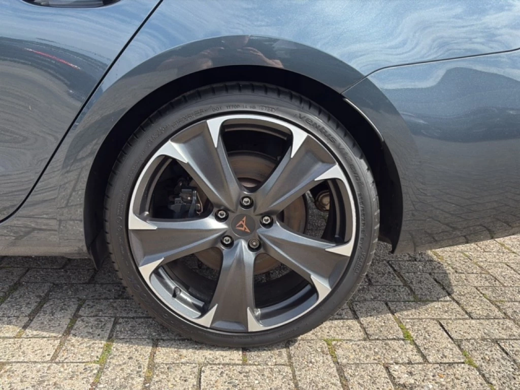 Hoofdafbeelding CUPRA Leon Sportstourer