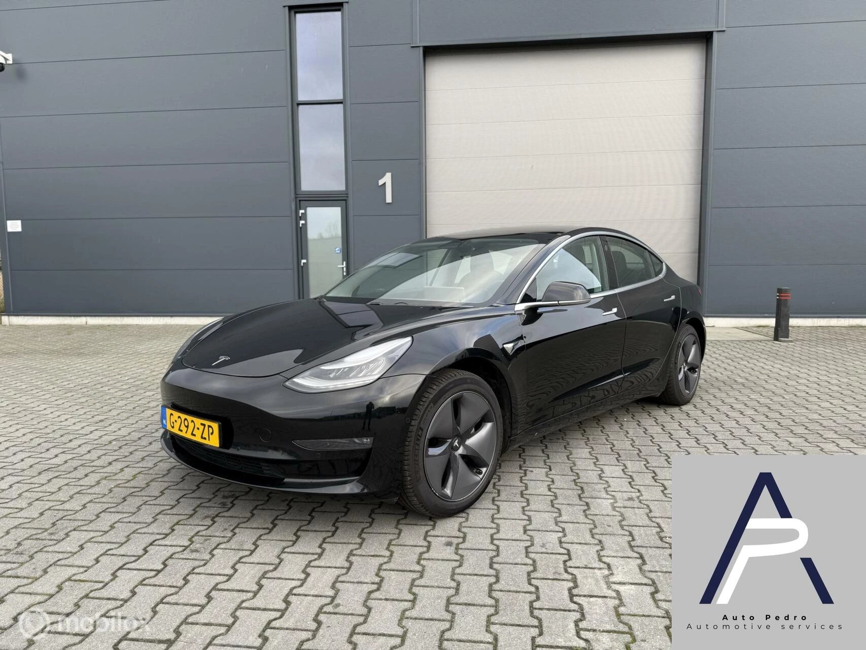 Hoofdafbeelding Tesla Model 3