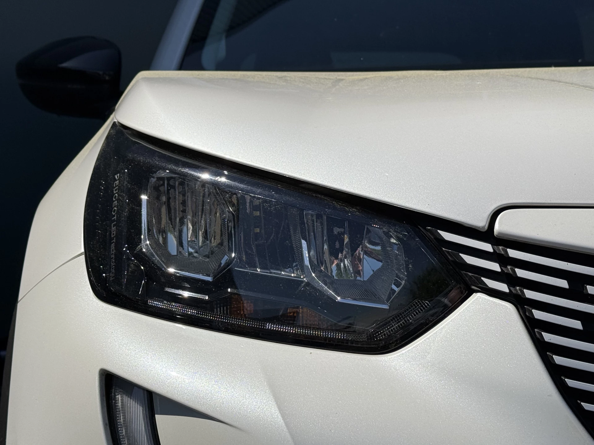 Hoofdafbeelding Peugeot e-2008