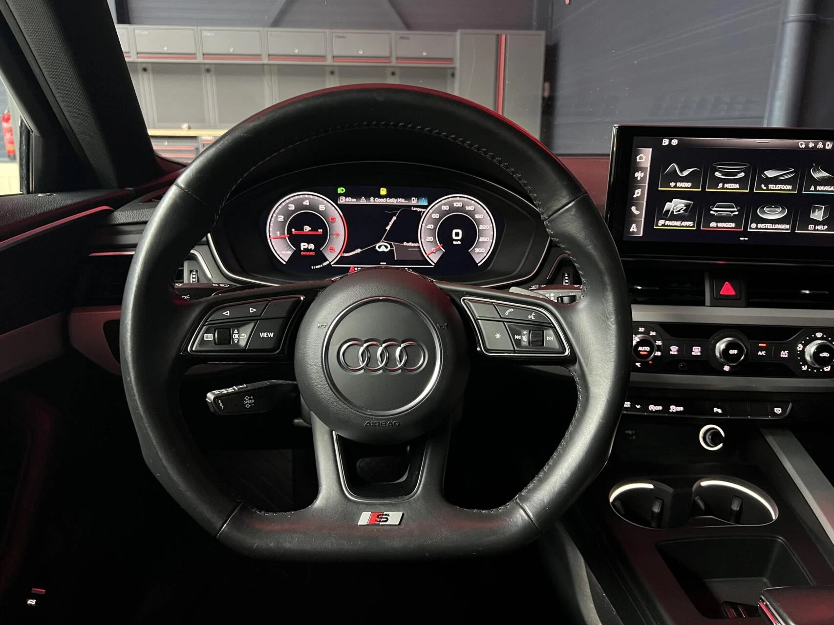 Hoofdafbeelding Audi A4