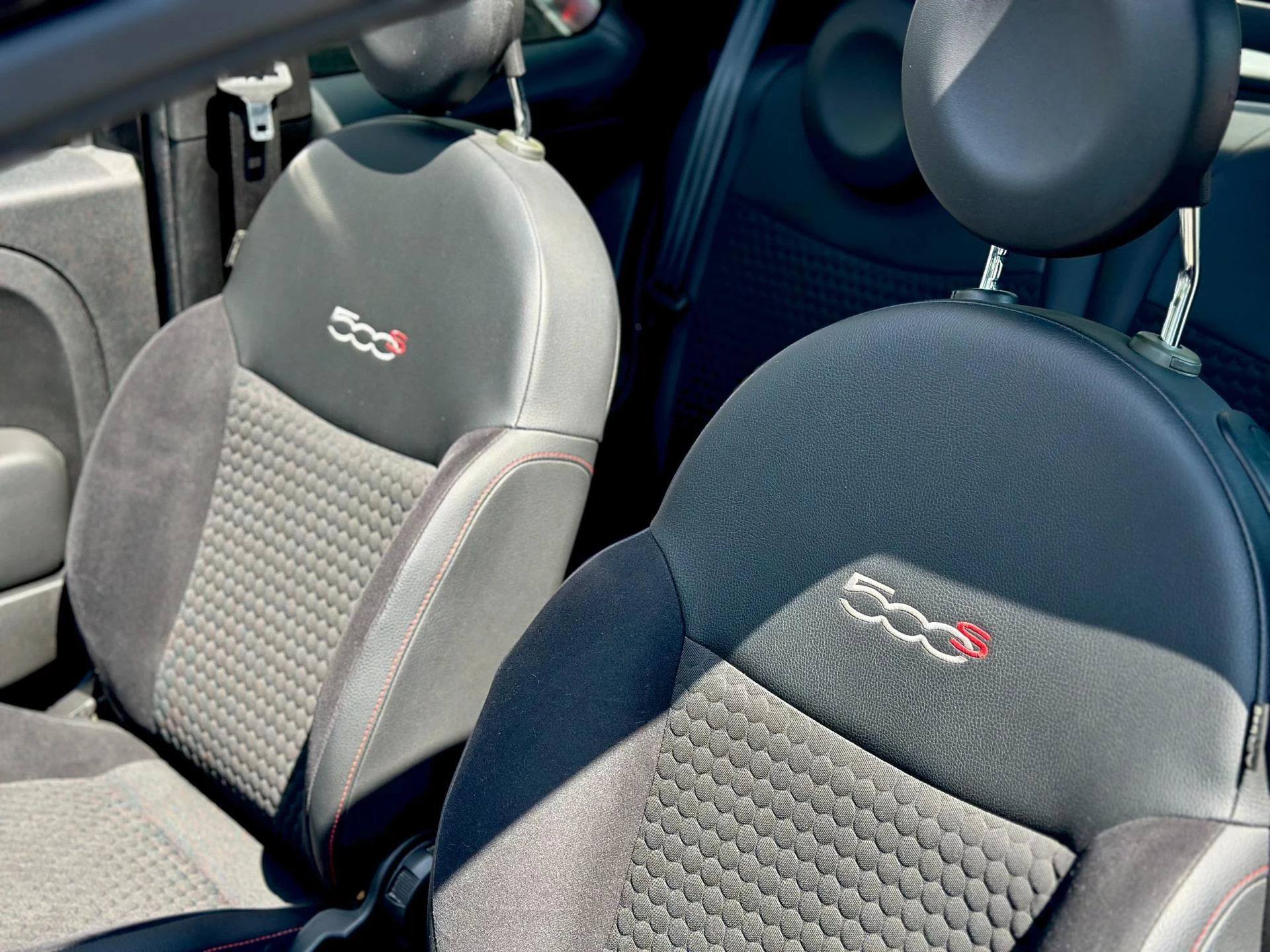 Hoofdafbeelding Fiat 500C