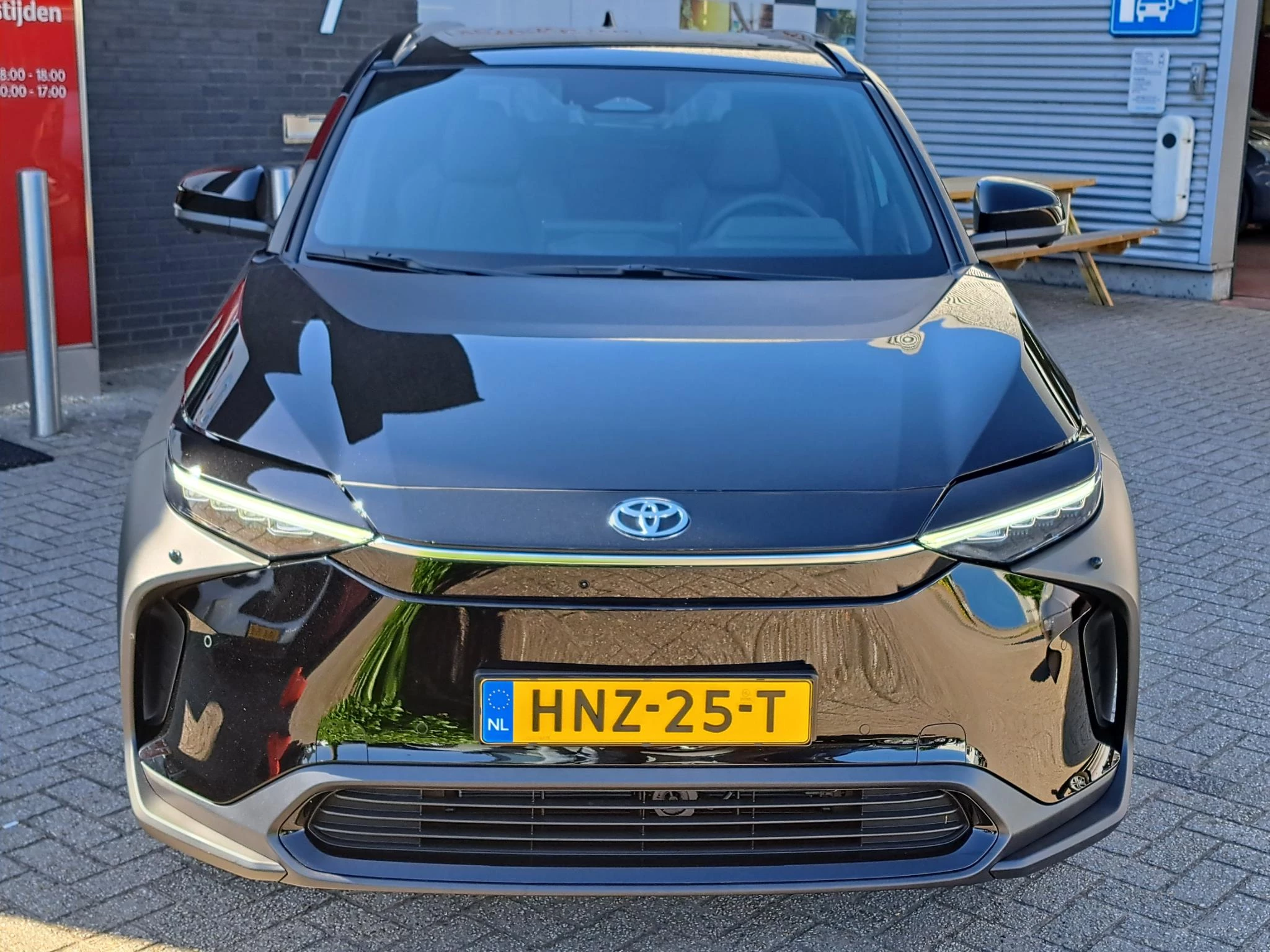 Hoofdafbeelding Toyota bZ4X