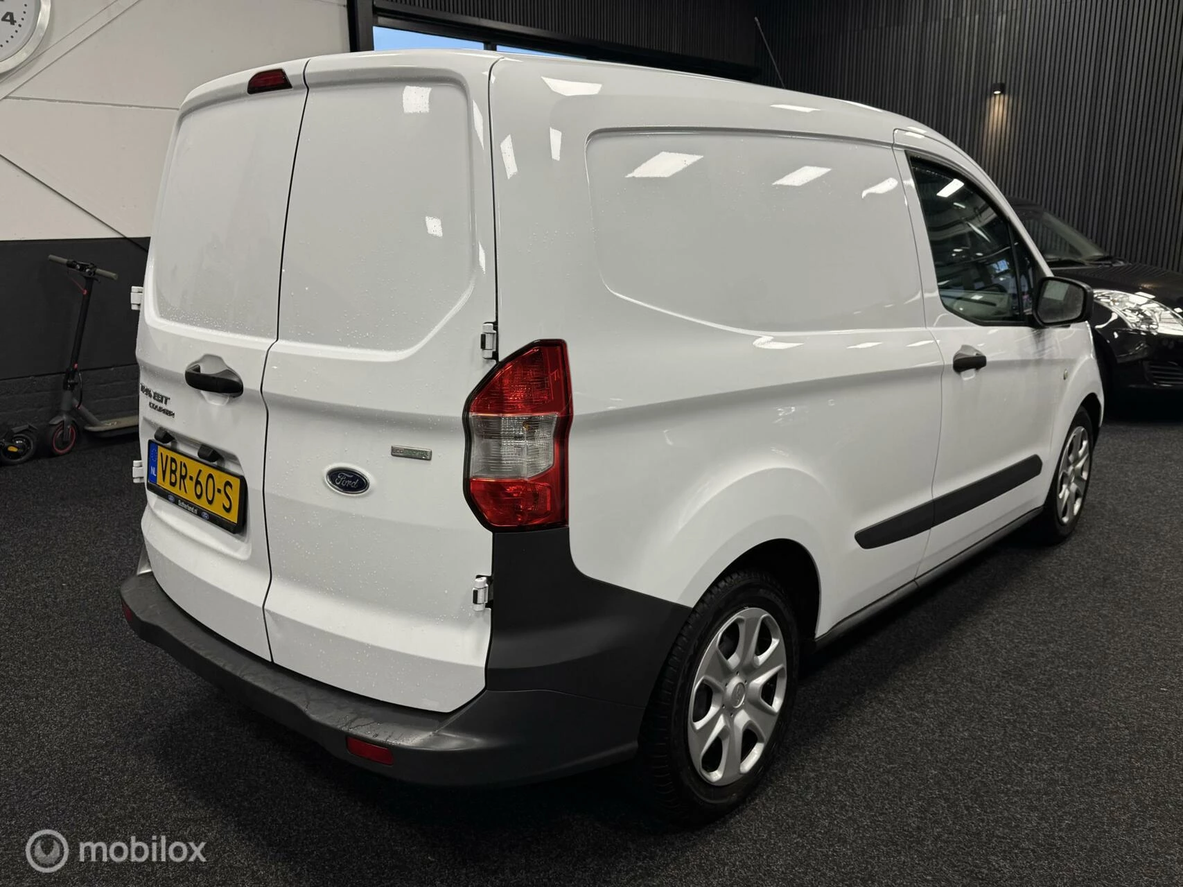 Hoofdafbeelding Ford Transit Courier