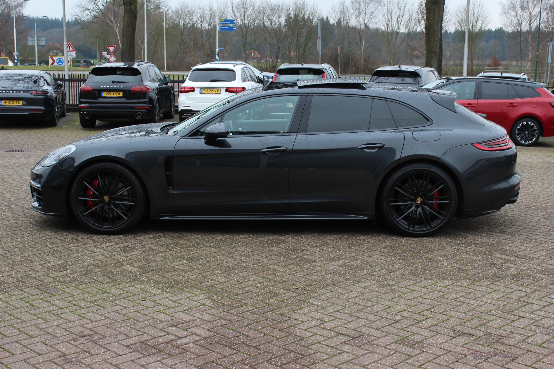 Hoofdafbeelding Porsche Panamera