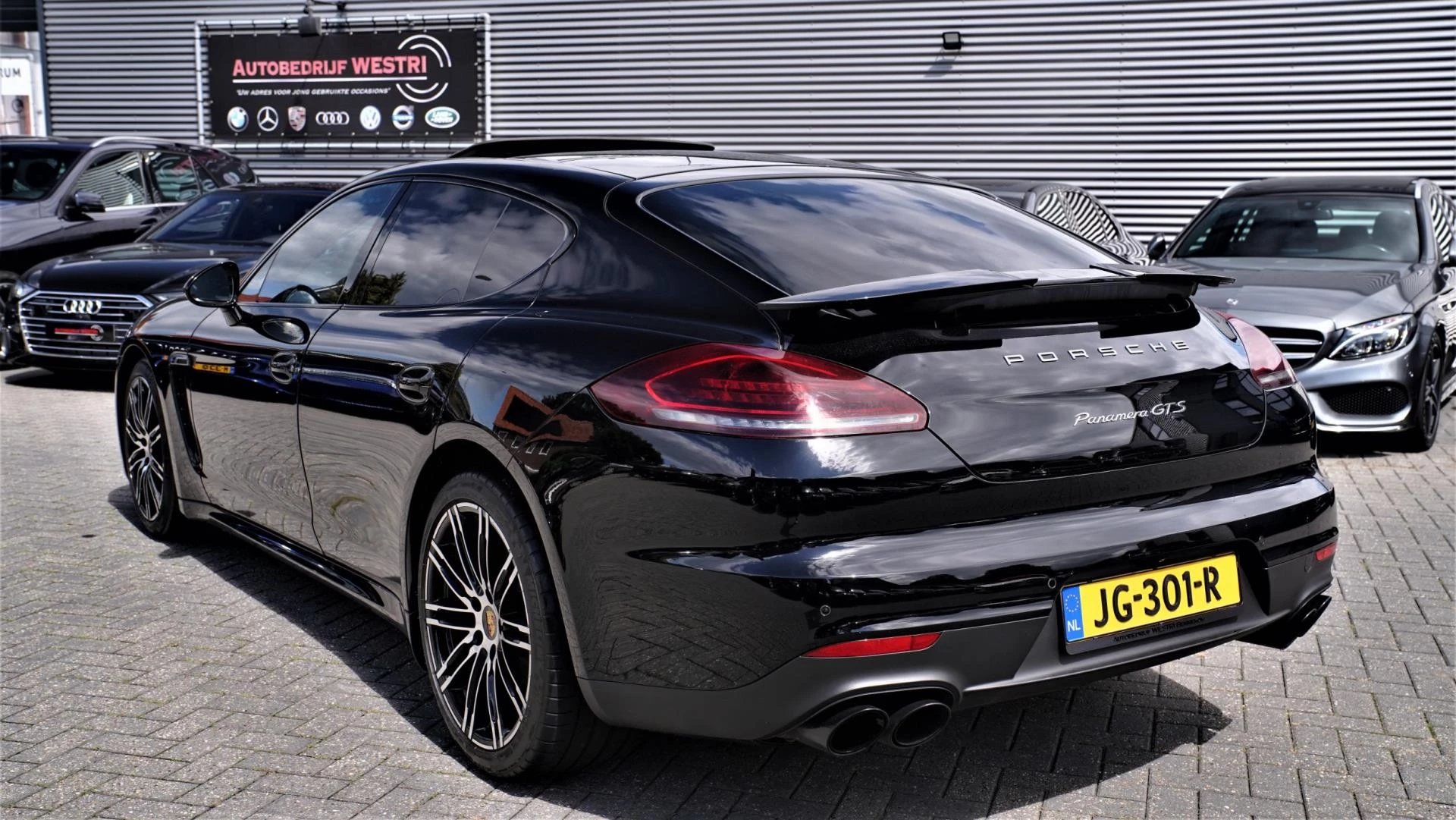 Hoofdafbeelding Porsche Panamera