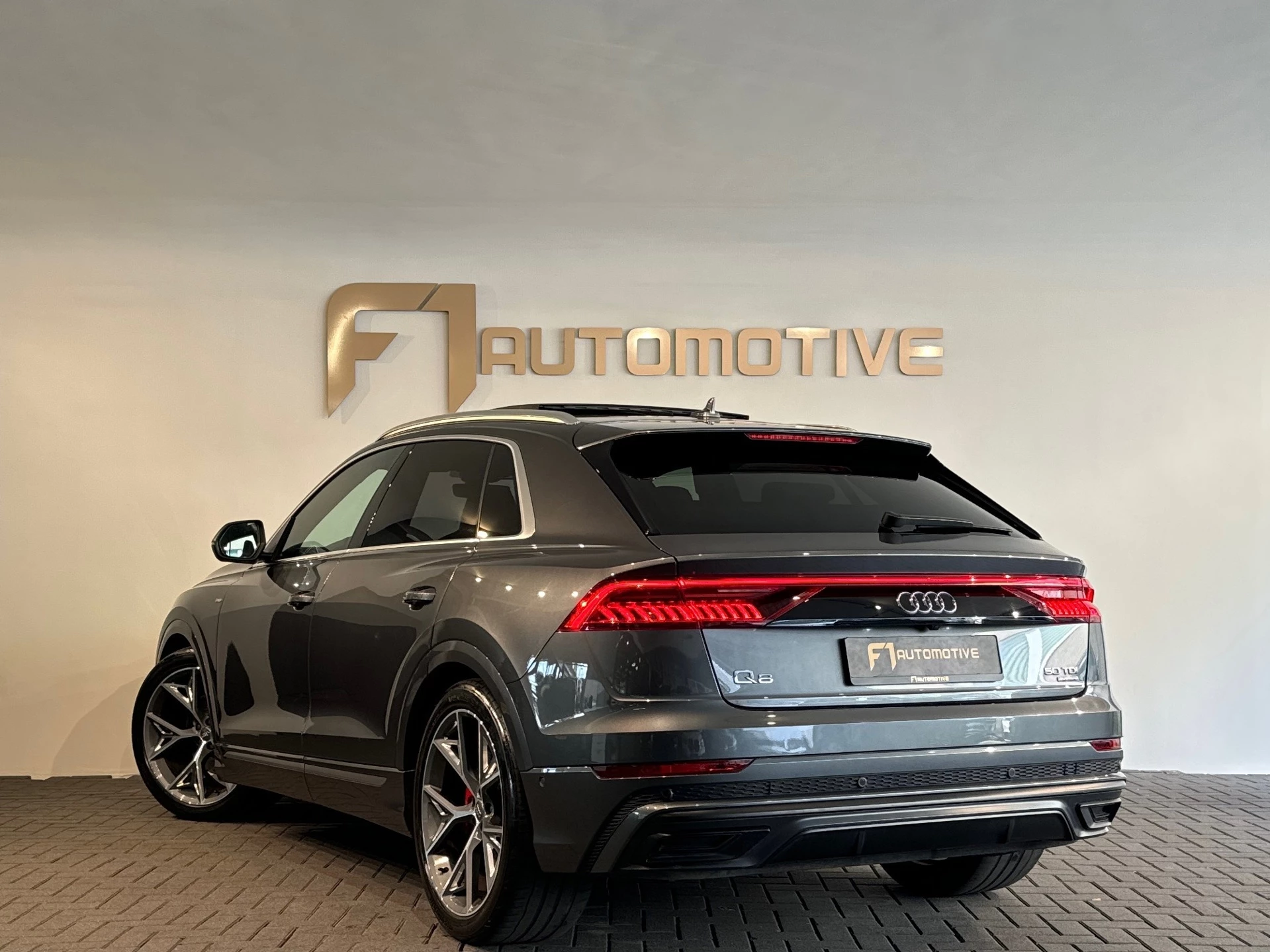 Hoofdafbeelding Audi Q8