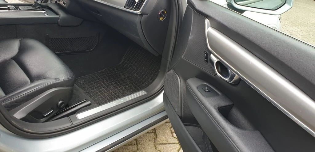 Hoofdafbeelding Volvo V90