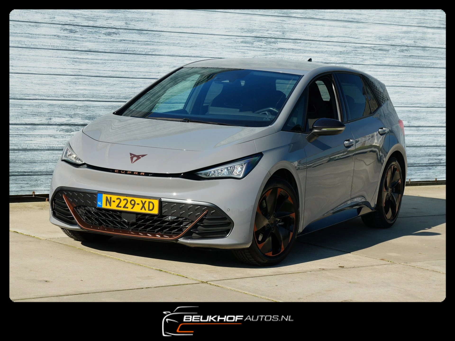 Hoofdafbeelding CUPRA Born