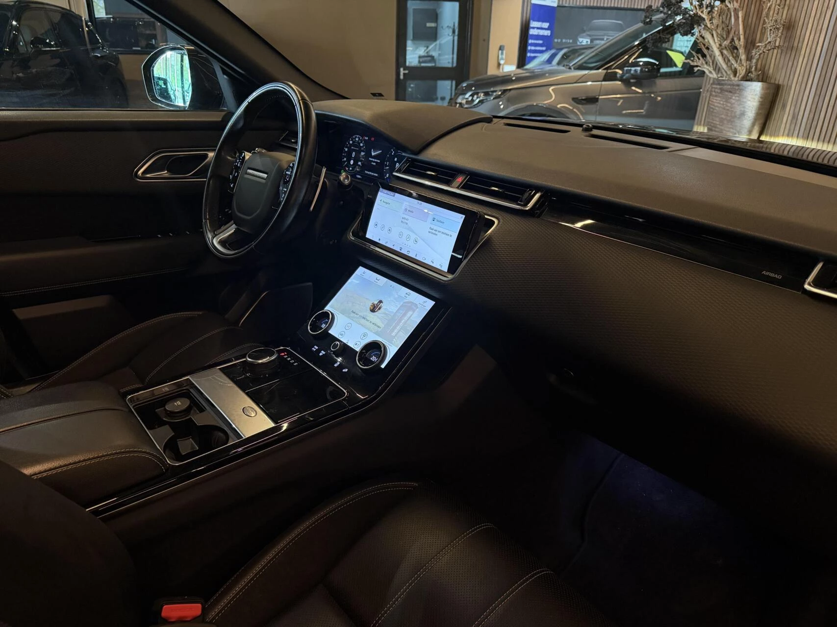 Hoofdafbeelding Land Rover Range Rover Velar