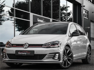 Hoofdafbeelding Volkswagen Golf Volkswagen Golf 2.0TSI 230pk GTI Pano 19'' Adaptieve Cruise LED Keyless Carplay/Android Auto