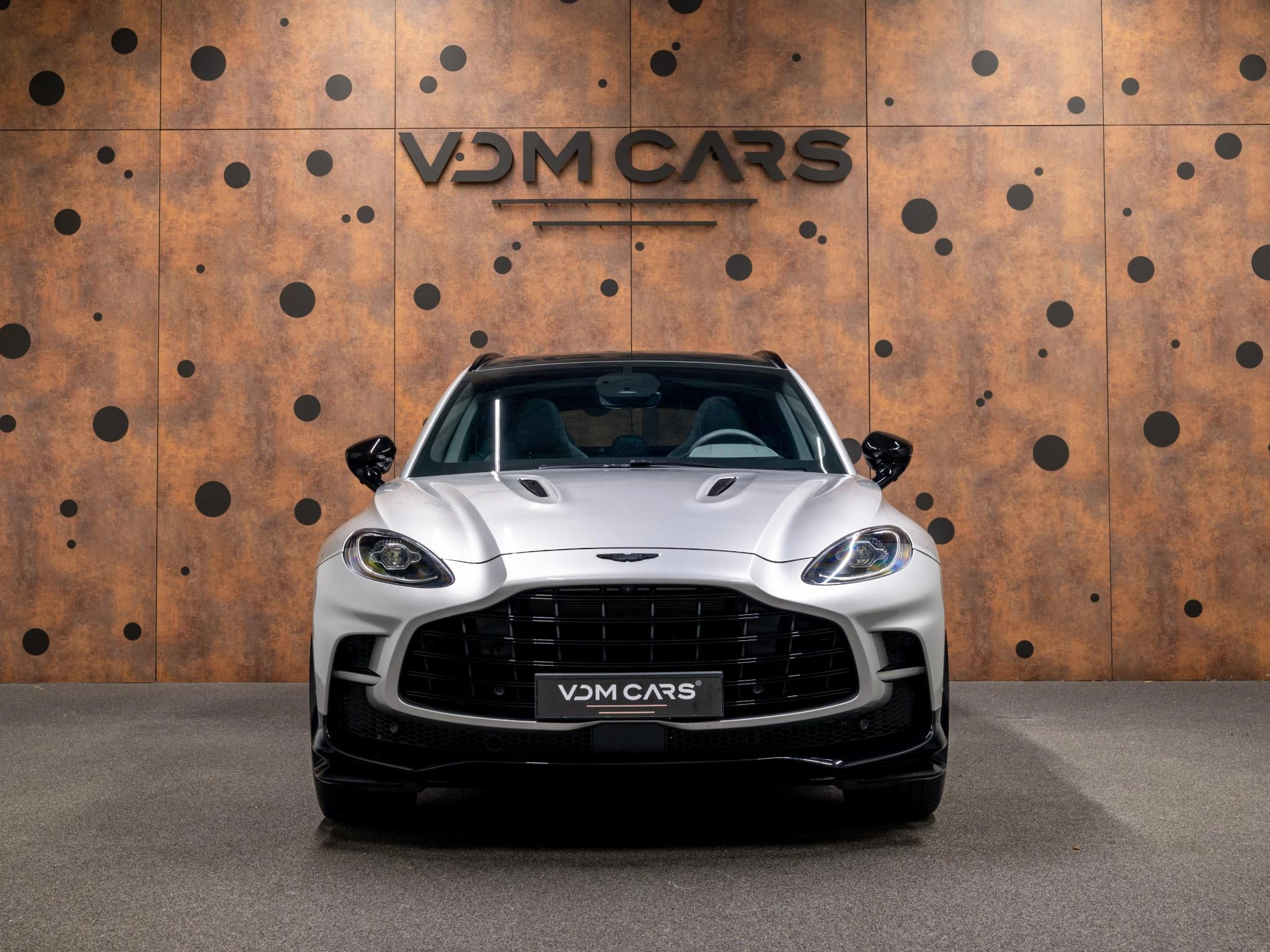 Hoofdafbeelding Aston Martin DBX