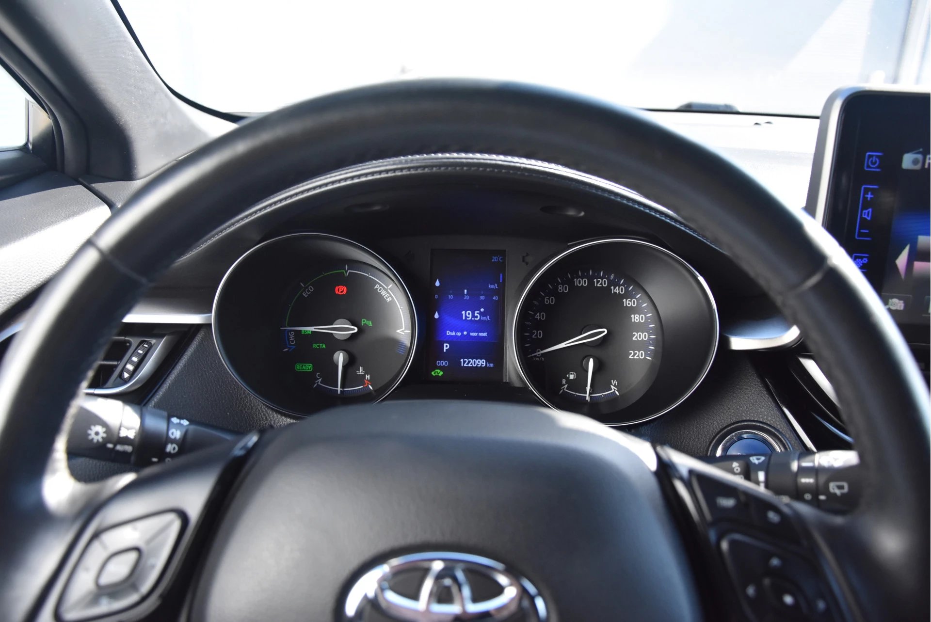 Hoofdafbeelding Toyota C-HR