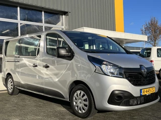 Hoofdafbeelding Renault Trafic Renault Trafic Passenger 1.6 dCi Grand Expression Energy BTW/ BPM vrij marge Airco Cruise control Navigatie PDC 9 persoons geen btw 1e eigenaar Combi Kombi 9 persoons Passenger Groepsvervoer 1e eigenaar Taxi Personenbus