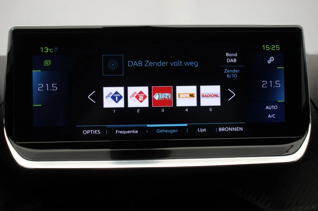 Hoofdafbeelding Peugeot e-208