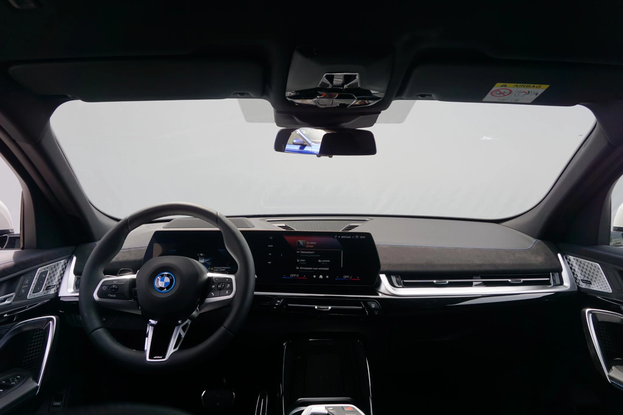 Hoofdafbeelding BMW iX2