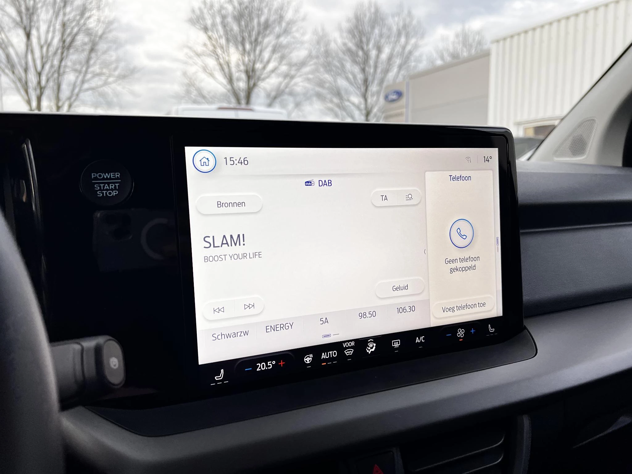 Hoofdafbeelding Ford Transit Courier