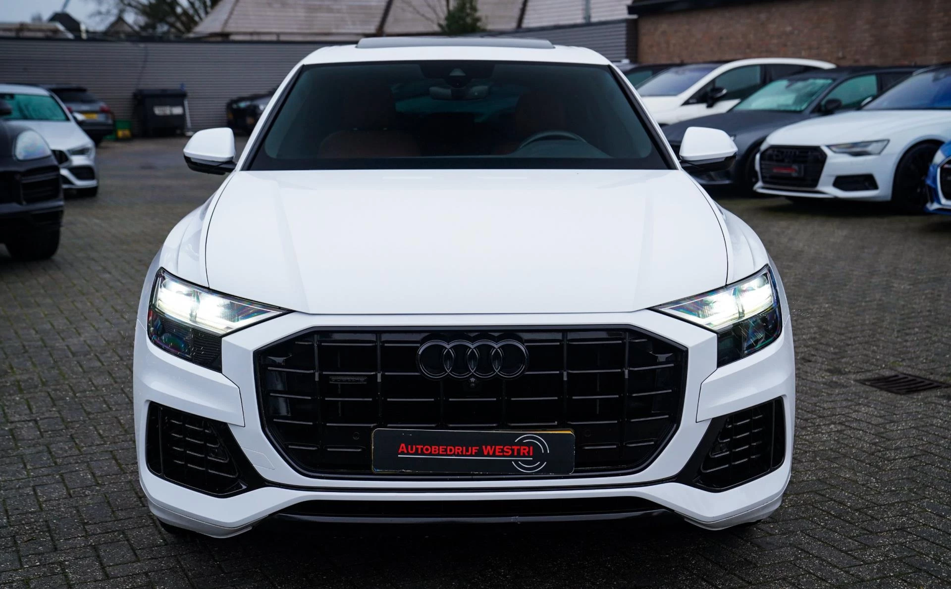 Hoofdafbeelding Audi Q8