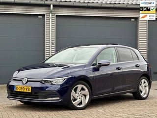 Volkswagen Golf 1.4 eHybrid STYLE, PANORAMADAK, SPORTINTERIEUR, TREKHAAK, NL AUTO MET NATIONALE AUTO PAS