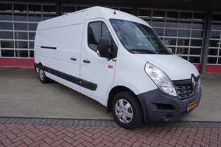 Hoofdafbeelding Renault Master Renault Master T35 2.3 dCi 170PK L3H2 Energy Schuifdeur L/R Nr. V005 | Airco | Cruise | Navi | Camera