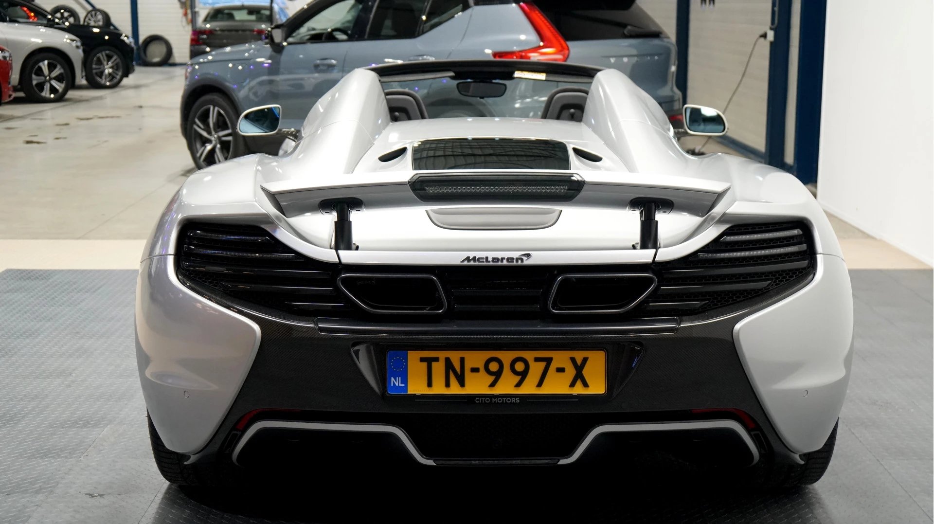 Hoofdafbeelding McLaren 650S