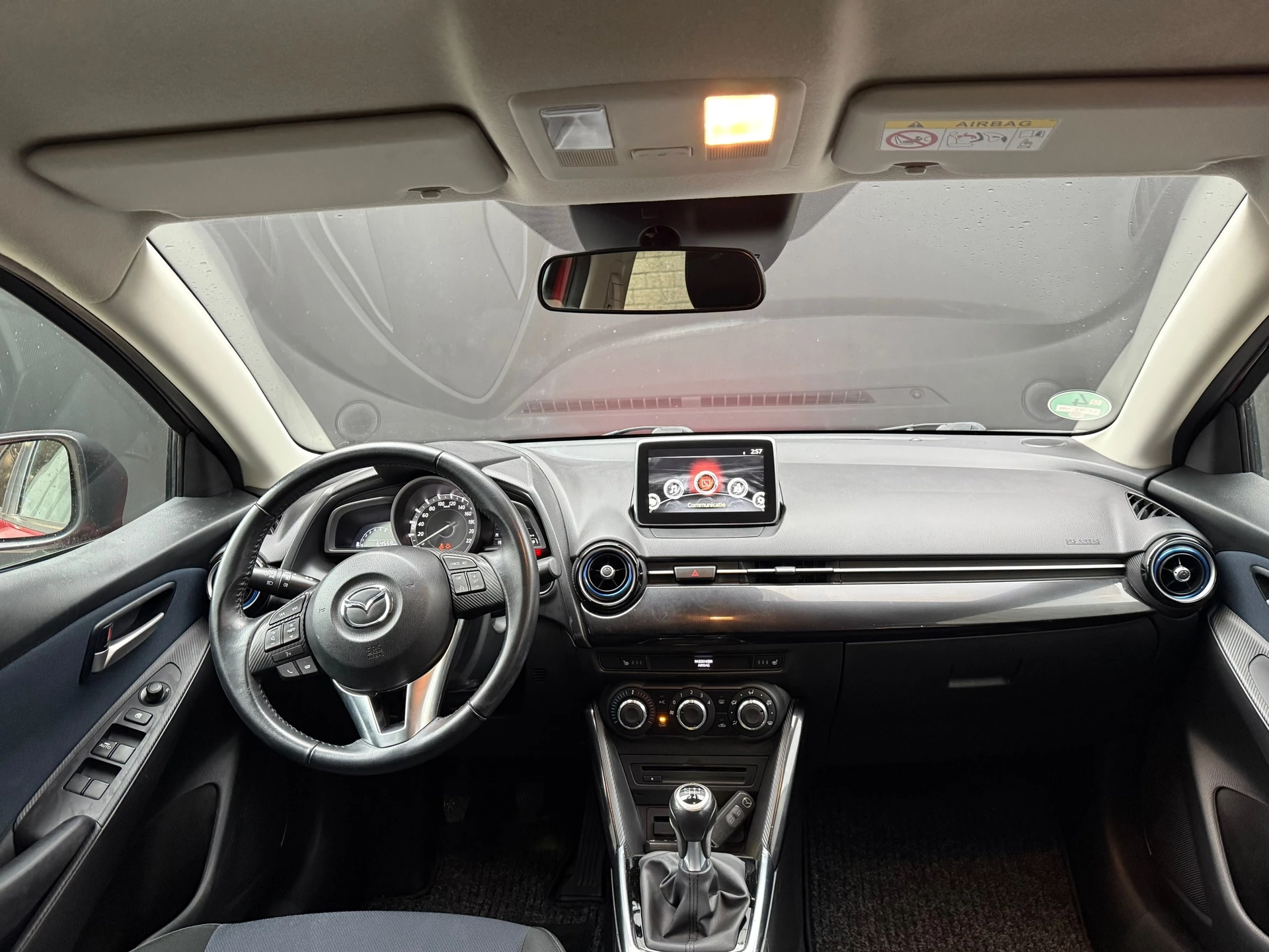 Hoofdafbeelding Mazda 2