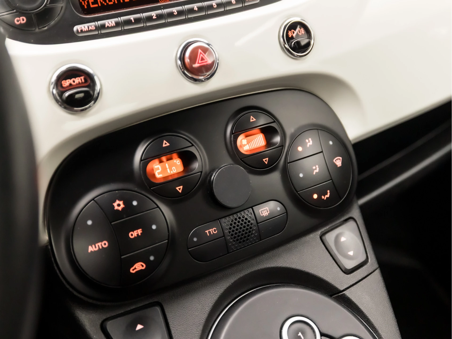 Hoofdafbeelding Fiat 500C