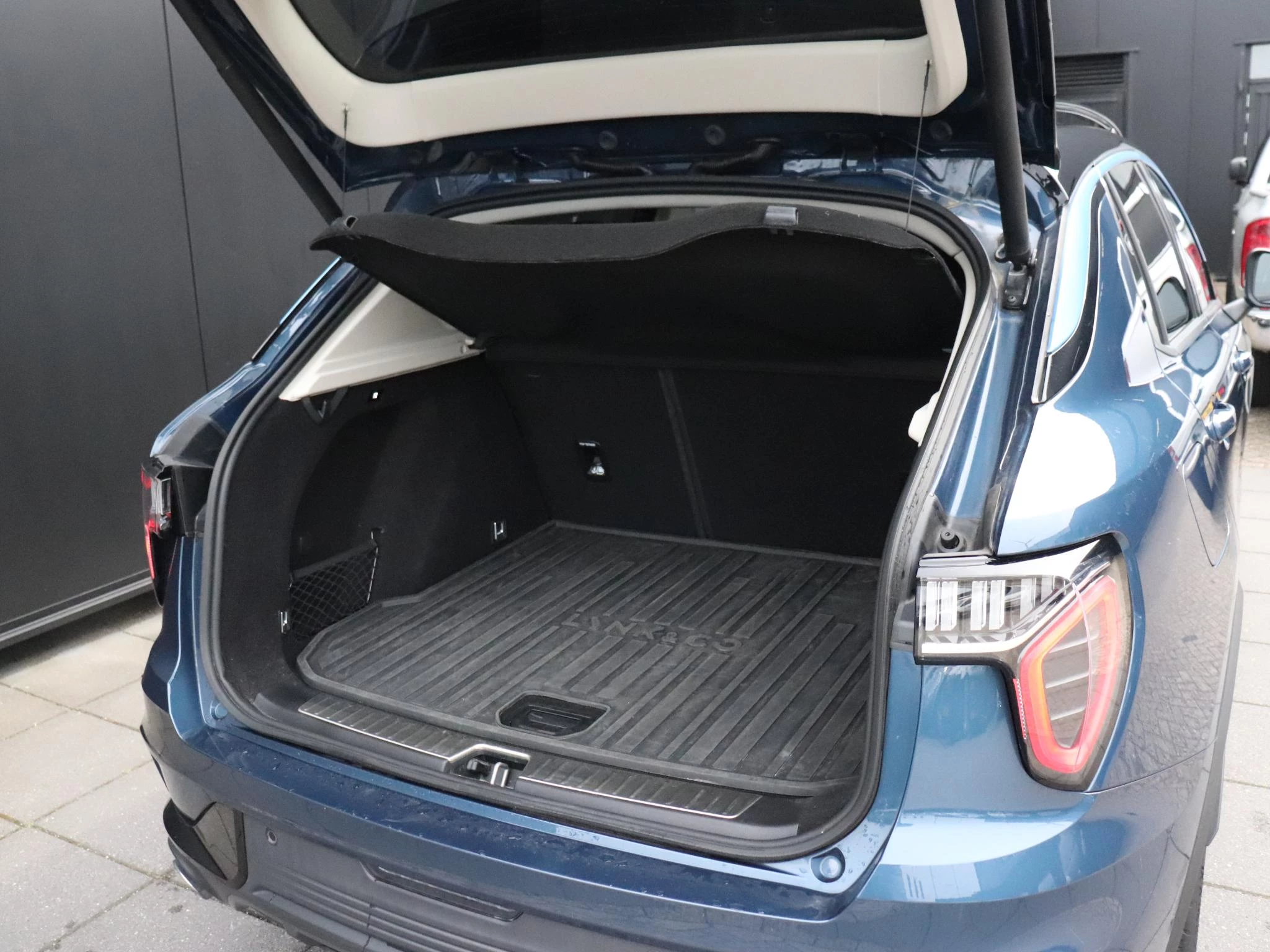 Hoofdafbeelding Lynk & Co 01