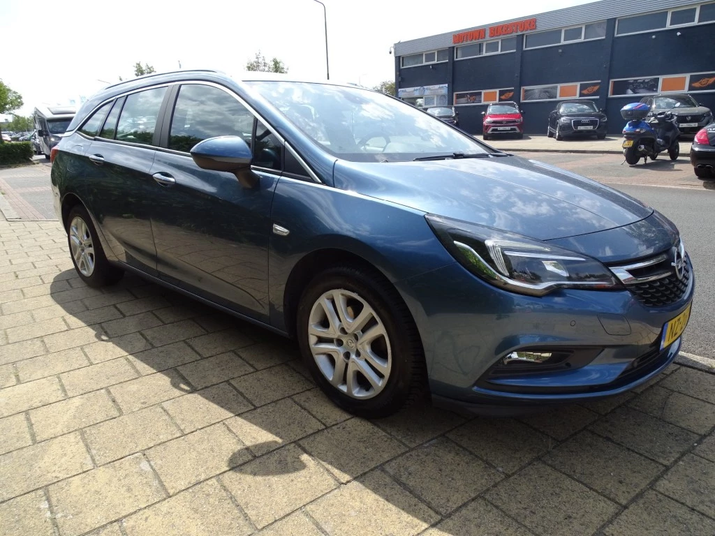 Hoofdafbeelding Opel Astra