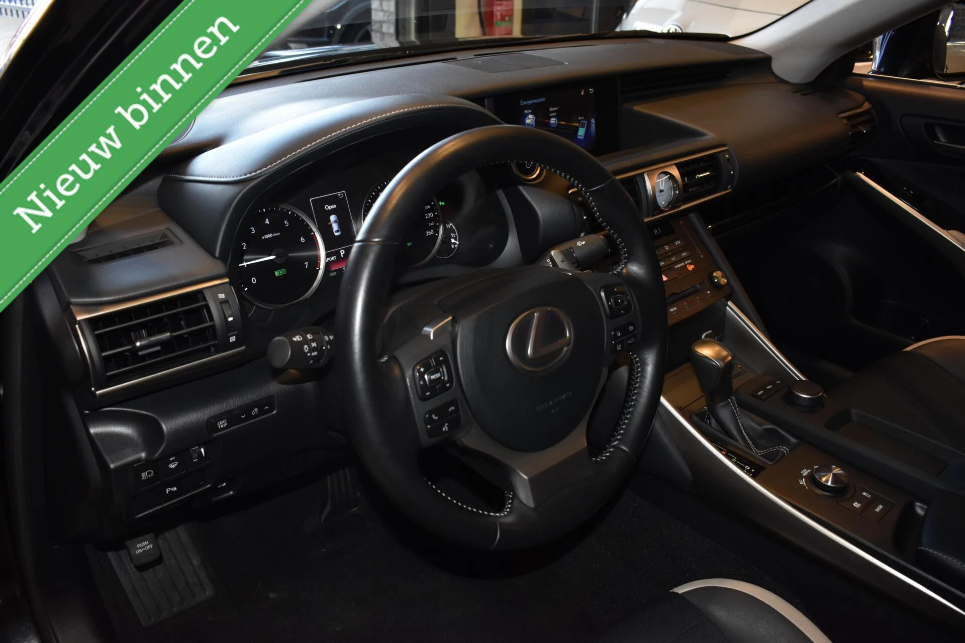 Hoofdafbeelding Lexus IS