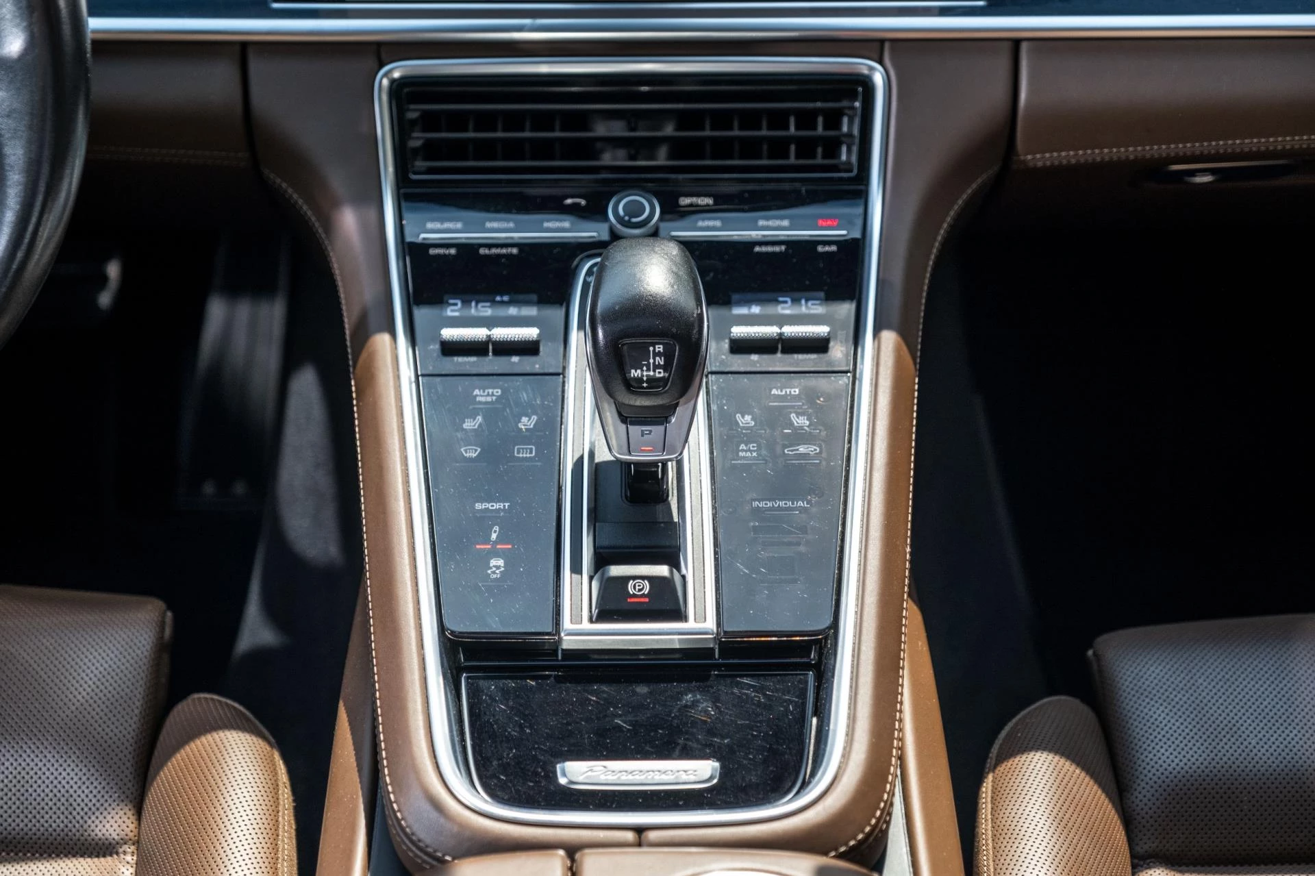 Hoofdafbeelding Porsche Panamera