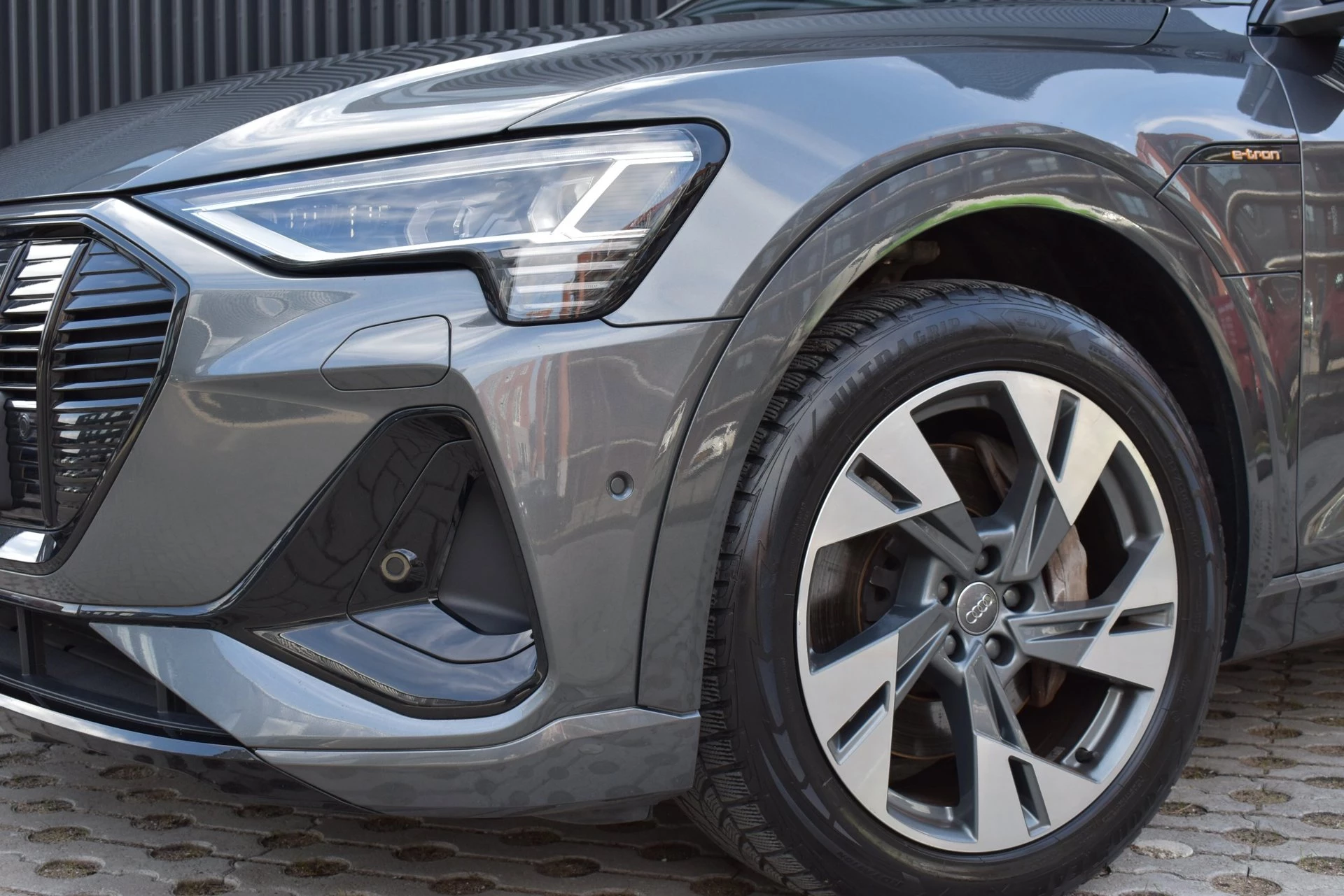 Hoofdafbeelding Audi e-tron