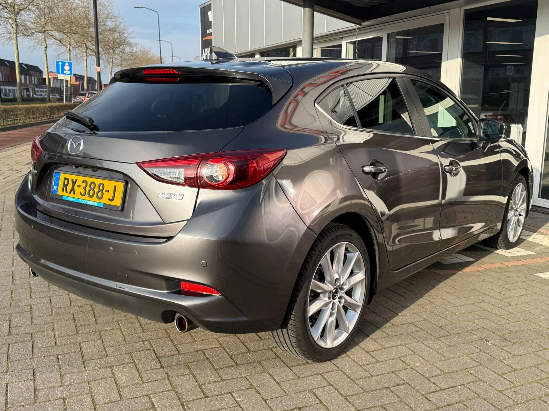 Hoofdafbeelding Mazda 3