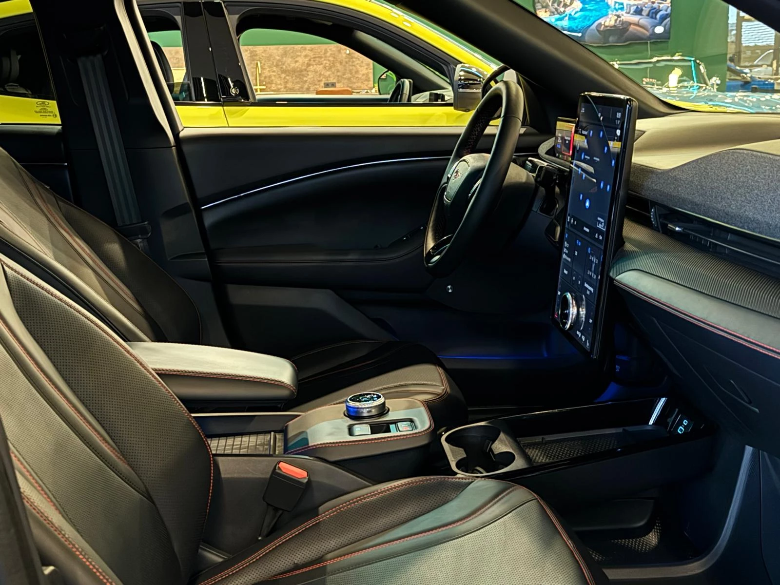 Hoofdafbeelding Ford Mustang Mach-E