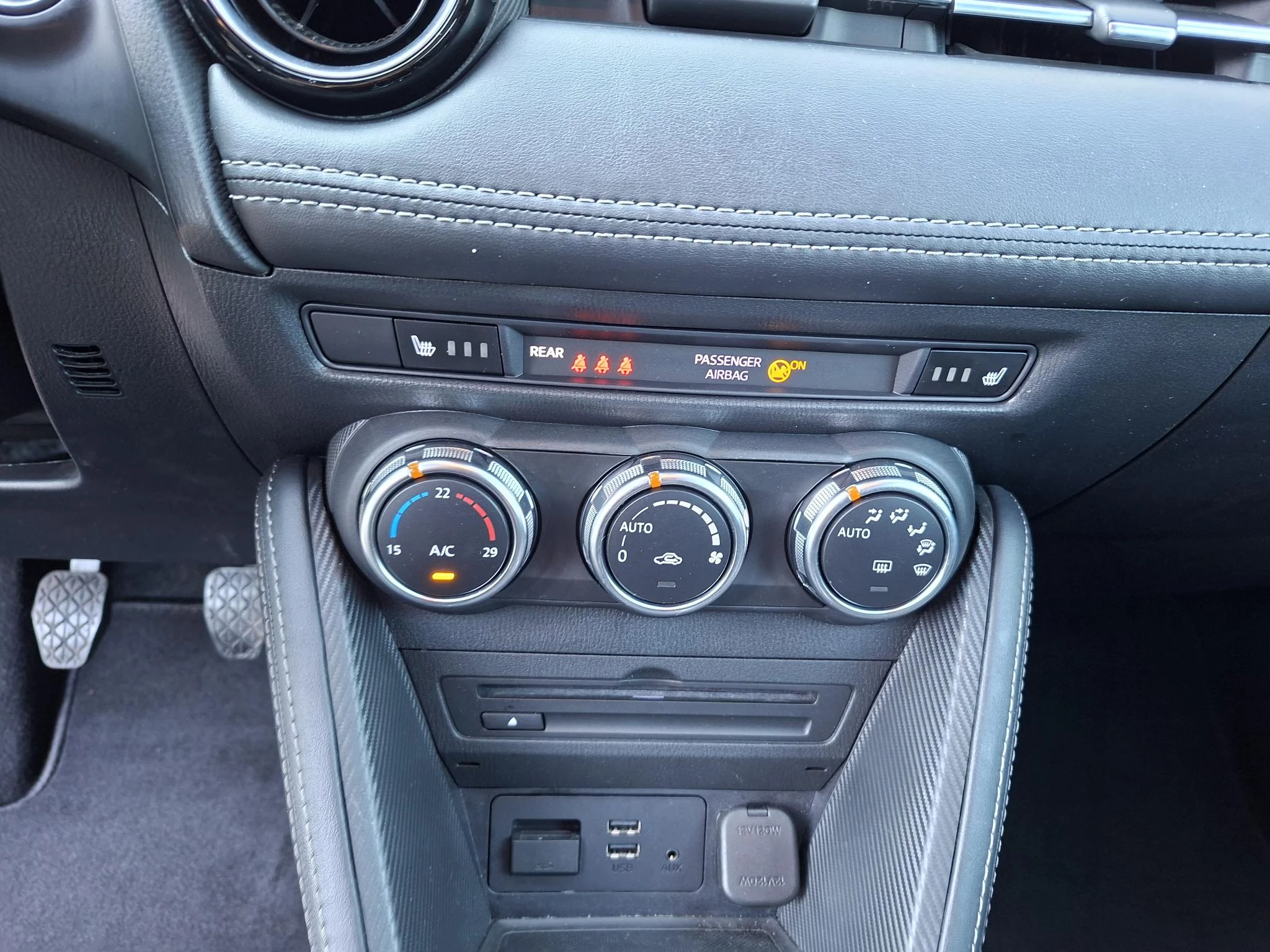 Hoofdafbeelding Mazda 2