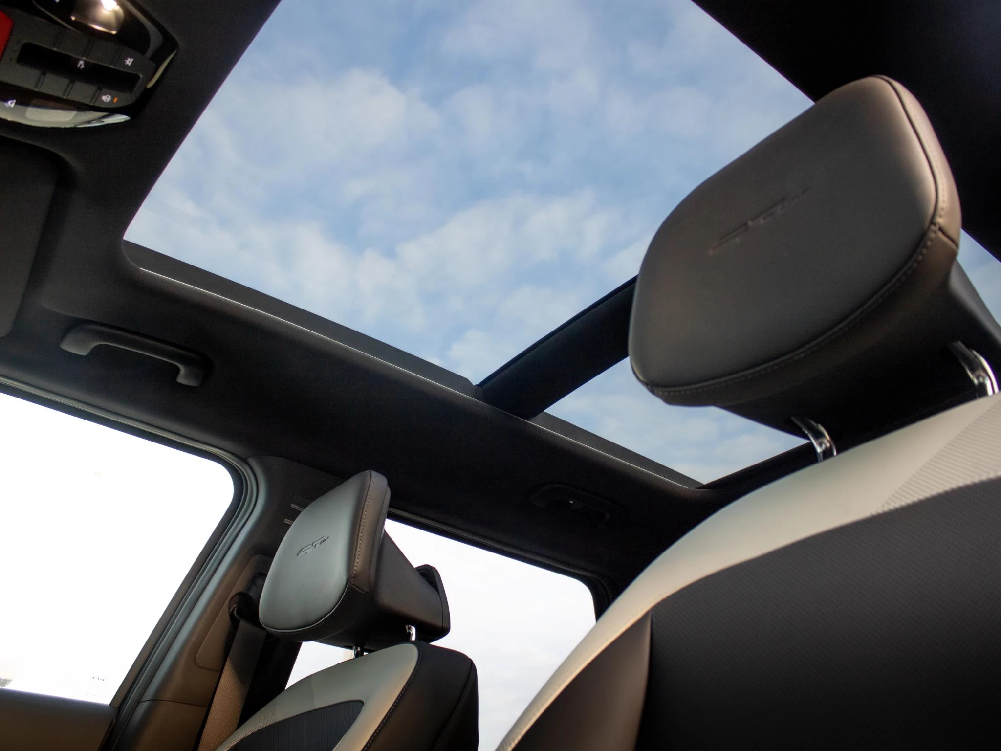 Hoofdafbeelding Kia EV5