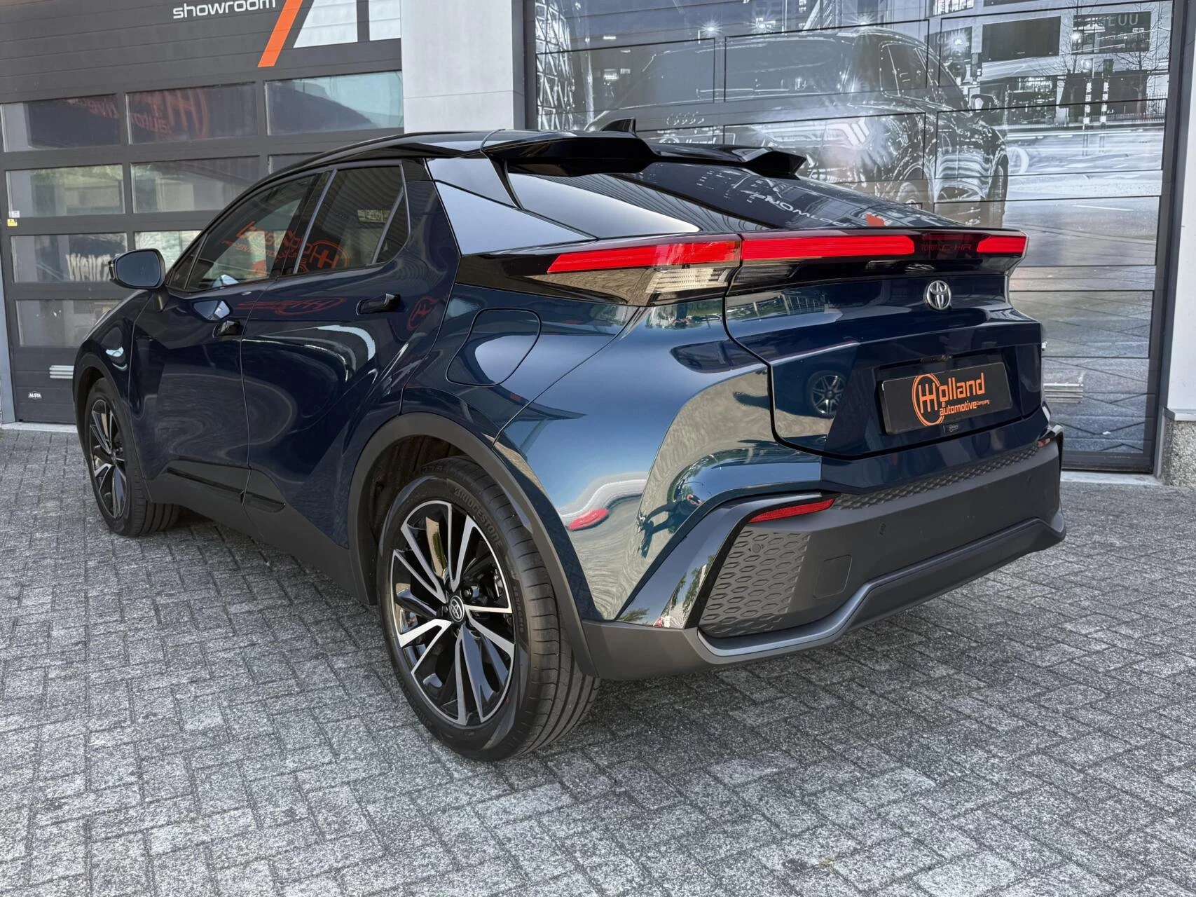 Hoofdafbeelding Toyota C-HR