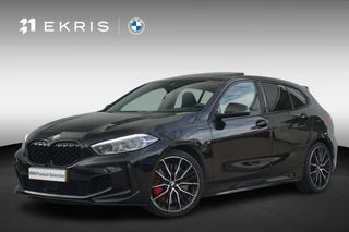 BMW 1-serie M135i xDrive | Schuif-kanteldak | Harman Kardon | Head-up | Elektrische Stoelen + Memory | Adaptief onderstel | Stoel & Stuurwielverwarming