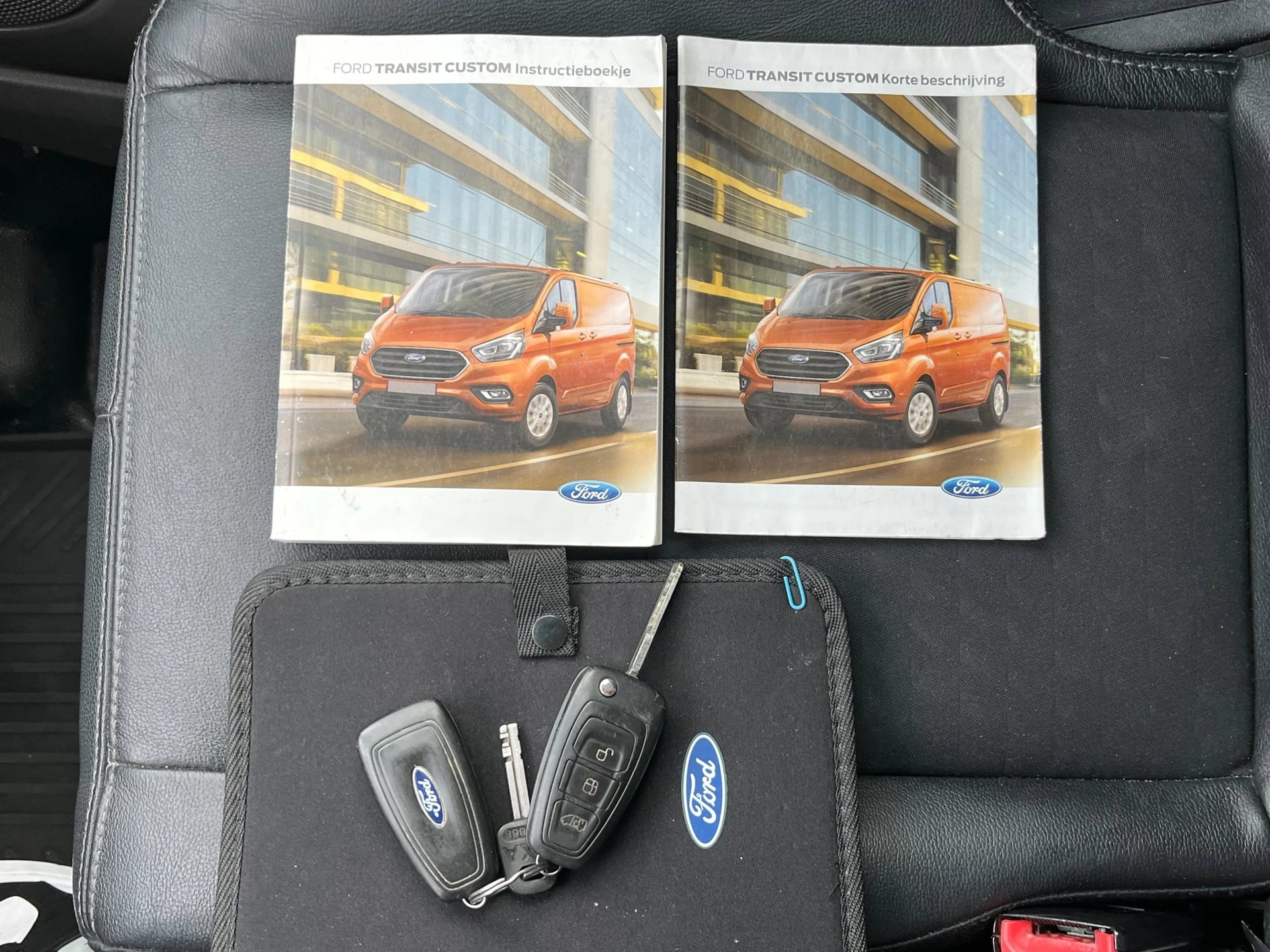 Hoofdafbeelding Ford Transit Custom