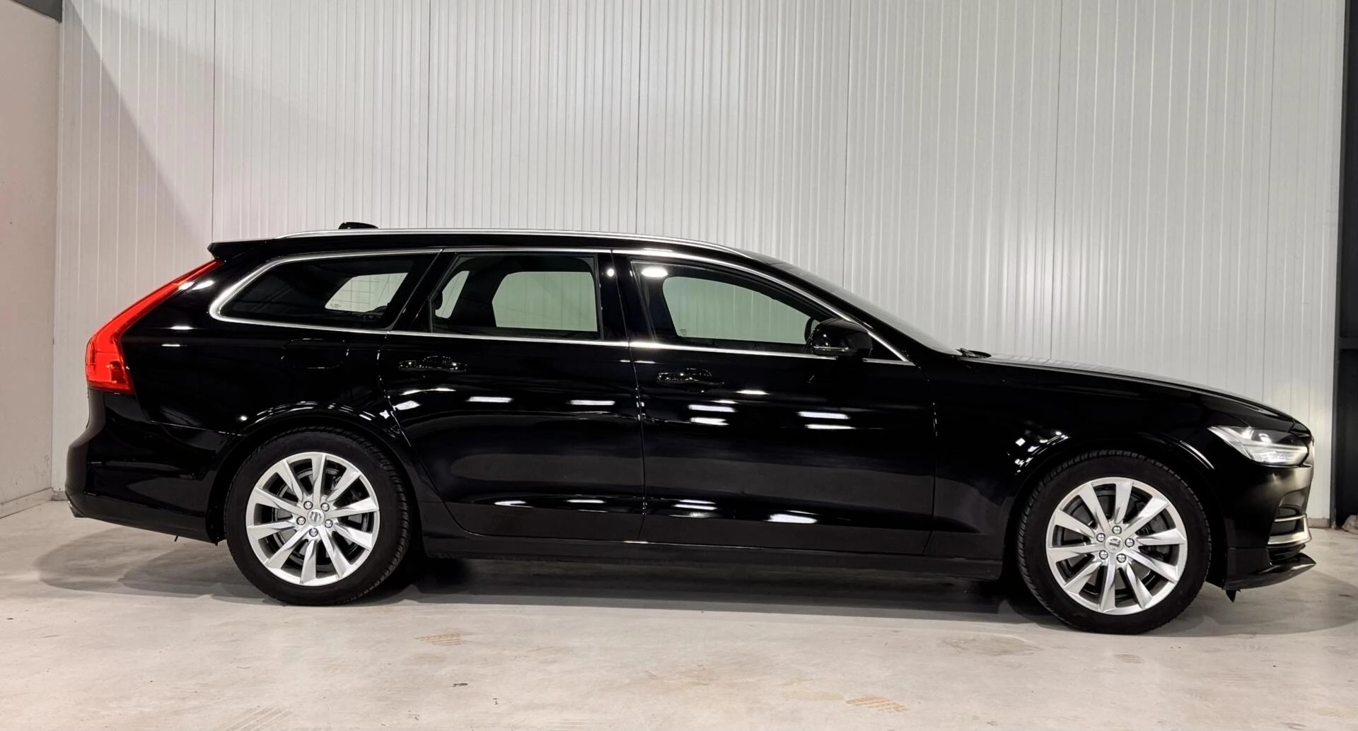 Hoofdafbeelding Volvo V90