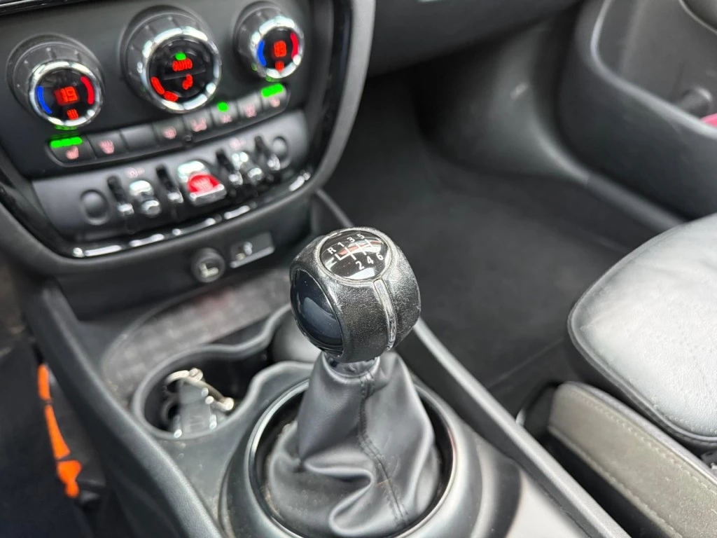 Hoofdafbeelding MINI One