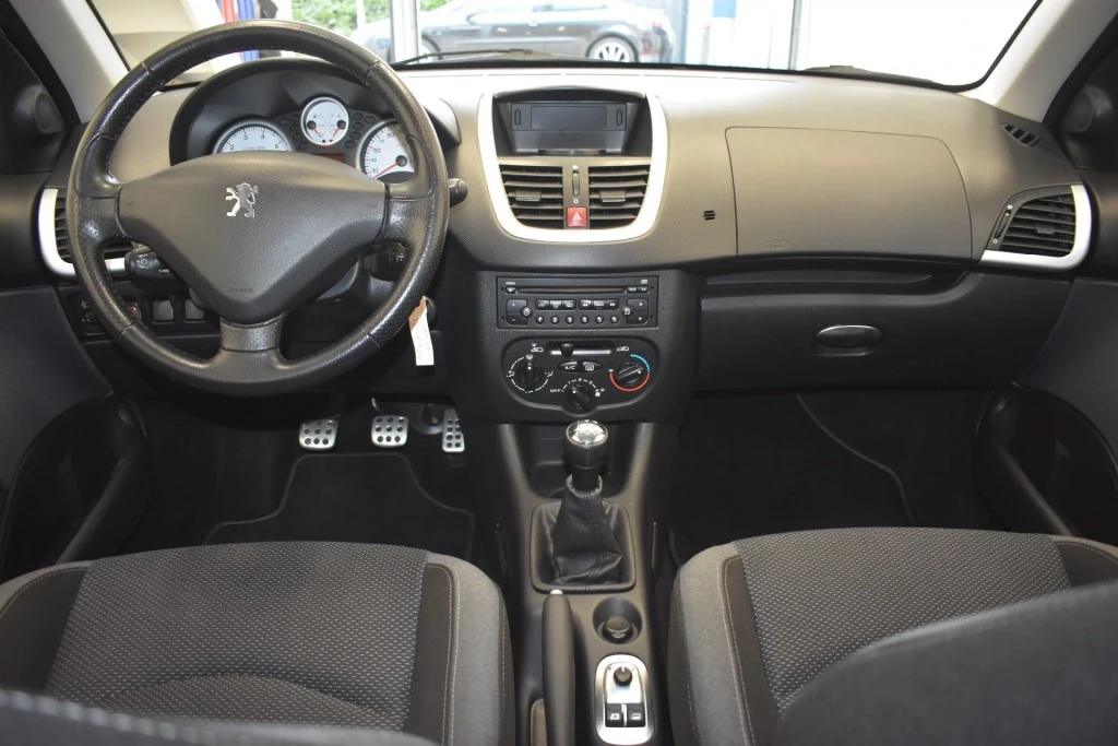 Hoofdafbeelding Peugeot 206