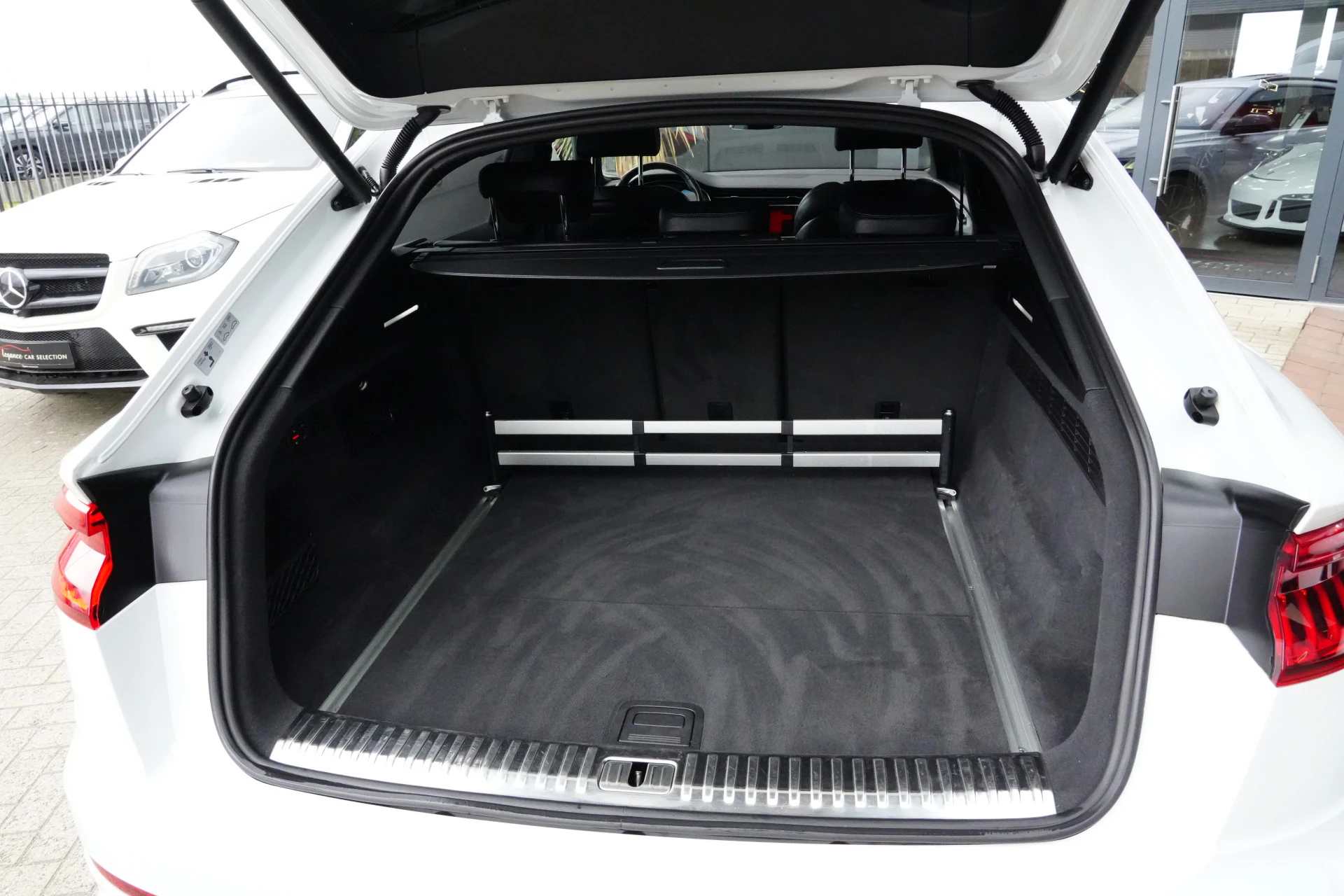 Hoofdafbeelding Audi Q8