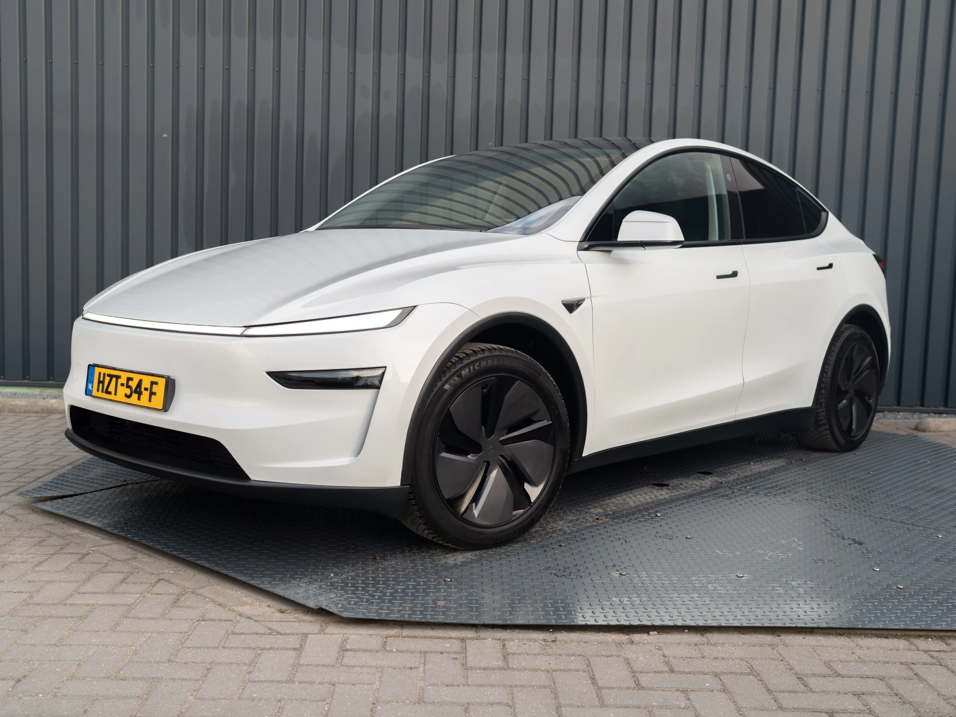 Hoofdafbeelding Tesla Model Y