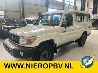 Hoofdafbeelding Toyota Land Cruiser Toyota Land Cruiser Toyota Landcruiser LX Lang VAN/Pers Dubbele Brandstoftank 4X4 Type 70 Airco 6 Cilinder Diesel