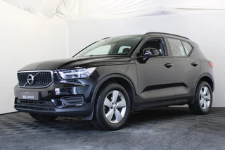 Volvo XC40 1.5 T2 Momentum Core |Camera|