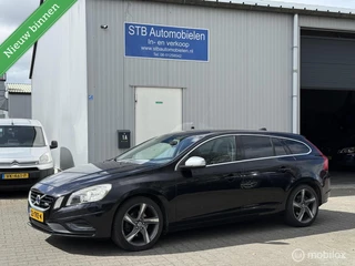 Volvo V60 1.6 T3 R-Design, Dealer onderhouden